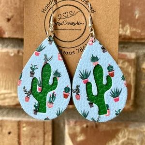 Cactus 🌵 Prints Teardrop Faux Leather Earrings